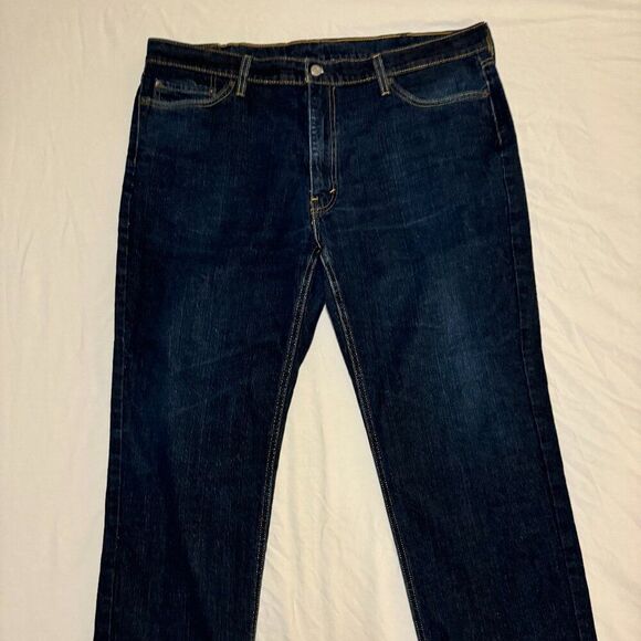 Levi’s Men’s 541 Athletic Fit Dark Wash Tapered Jeans - Size 42x32 - Picture 1 of 8